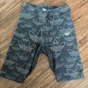 Adidas women's Gray Patterned Biker shorts